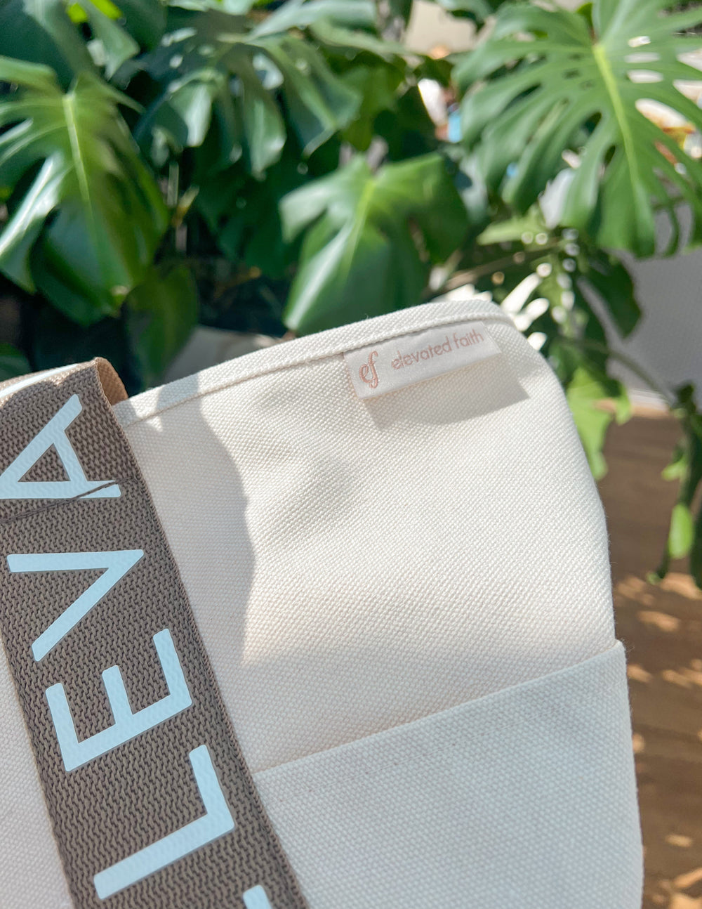 Faith Elevated - The Large Everyday Tote