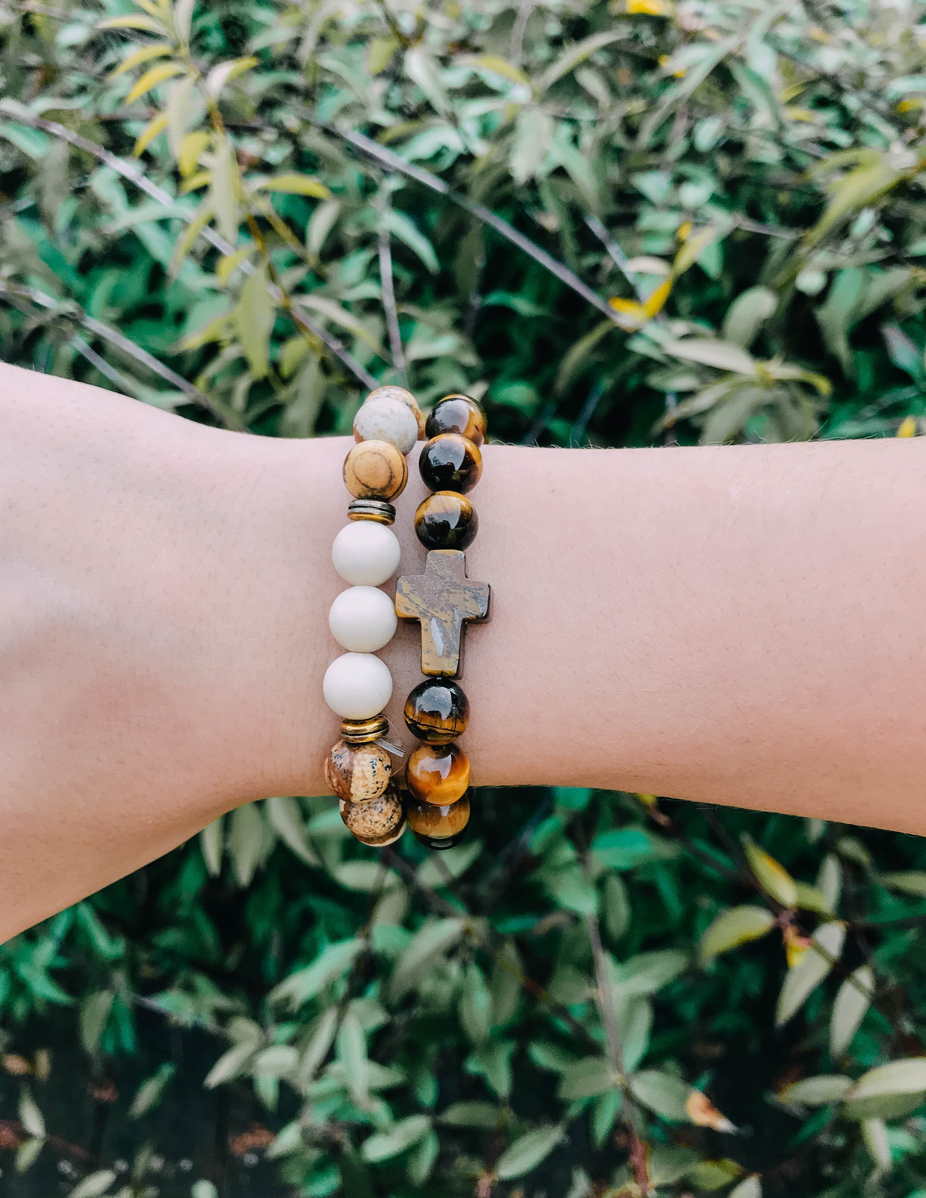 Classic Tiger Eye Cross - Stone Bead Bracelet